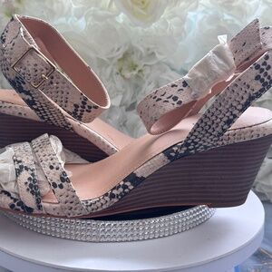 Wedge low heels size 11W
